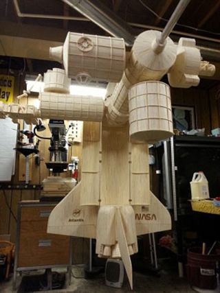 Illustration for article titled Man makes giant 13.4-foot-long space station with 282,000 matchsticks